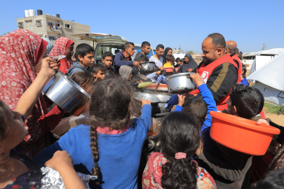 "Gazze'de yaşam mücadelesi sınırları zorluyor"