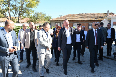 "Masa başı belediyeciliği yapmıyoruz, her gün sahadayız"