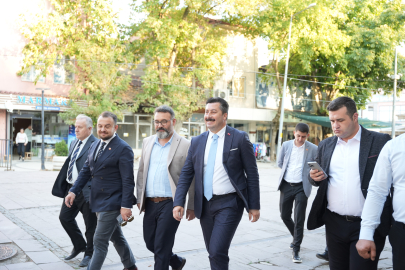 Yenişehir'e yeni meydan ve tarihi çeşme