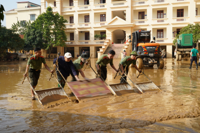 Vietnam’daki Matmo Tayfununda can kaybı 15’e yükseldi