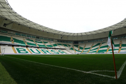 Bursaspor'da Tahsin Tam'ın ekibi belli oldu