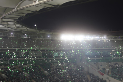 Bursaspor taraftarları minik Çağan Ata'nın mücadelesini kutladı