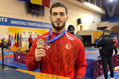 Belediyesporlu güreşçi Balkan şampiyonu oldu