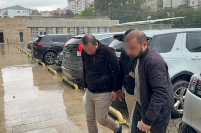 FETÖ'den gözaltına alınan 2 kişi adliyeye sevk edildi