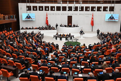 TBMM’de "mandacı ve alçak" tartışması