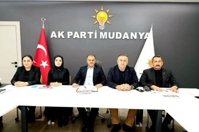 Başkan Bayrak: "Zabıtanın baskısı esnafı usandırdı"