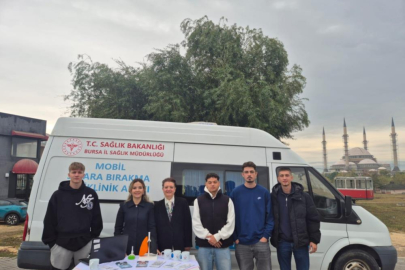 Mobil ekipler vatandaşları sigara bırakmaya teşvik ediyor