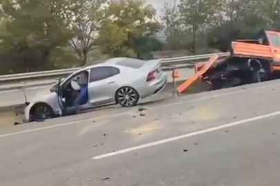 Bursa'da zincirleme kaza: 3'ü ağır 4 yaralı