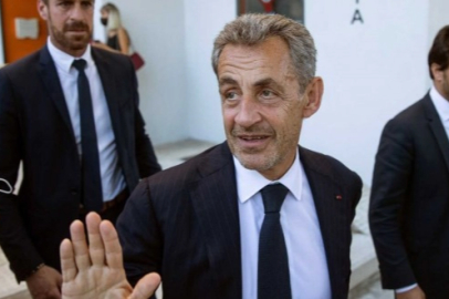 Eski Cumhurbaşkanı Sarkozy hapse girdi