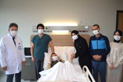  9 yaşındaki oğlu için böbreğini bağışladı