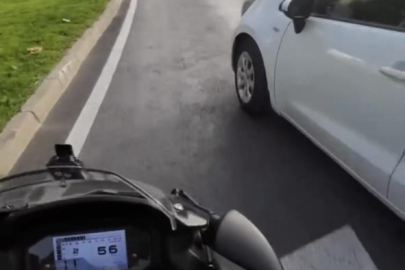 Bursa'da kırmızı ışıkta geçen otomobil sürücüsü tehlike saçtı