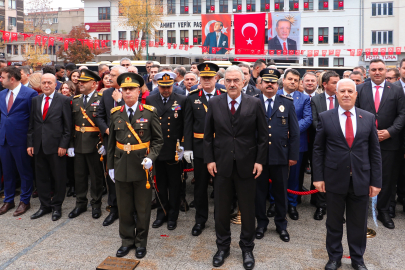 "Cumhuriyetin 102. kuruluş yıl dönümünü coşku ve gururla yaşıyoruz"