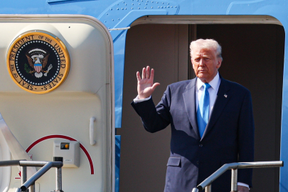 Trump'a "Mugunghwa Büyük Nişanı" verildi