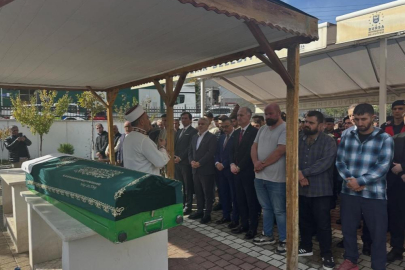 Bursa'da şehit babası son yolculuğuna uğurlandı