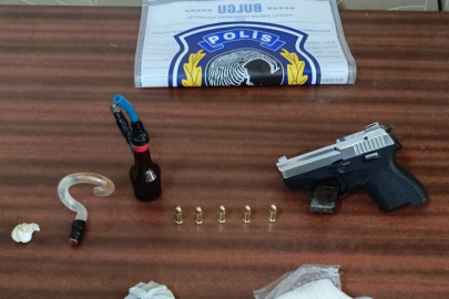 Yol kontrolünde uyuşturucu ele geçirildi: 2 gözaltı