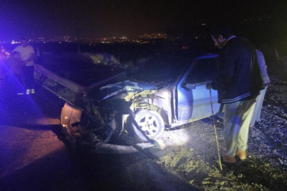 Bursa'da freni boşalan otomobil yolcu otobüsüyle çarpıştı