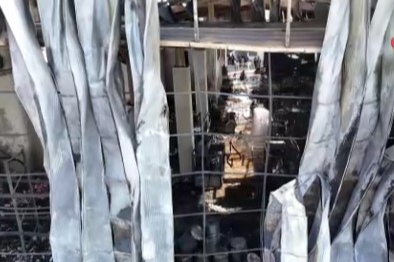 6 kişiye mezar olan parfüm dolum tesisinin içi görüntülendi