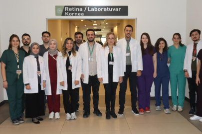 Bursa'daki 5 kişi, dünyaya yeni gözleriyle 'merhaba' dedi