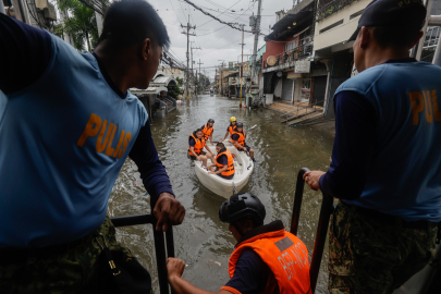 Filipinler'i vuran Süper Tayfun'da can kaybı 4'e yükseldi