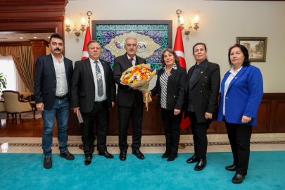 Bursa Valisi Ayyıldız’a TÜED Uludağ şubesinden ziyaret