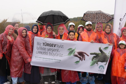 TÜRGEV’li gençler Milli Ağaçlandırma Günü’nde Yeşil Vatan için kenetlendi