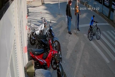 Mustafakemalpaşa’da polis aracının çarptığı Ömer’in kaza görüntüleri ortaya çıktı