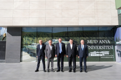 Faruk Çelik Mudanya Üniversitesi’nde gençlerle buluştu