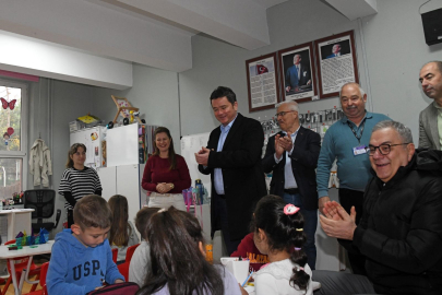 Başkan Erkan Aydın İstiklal Mahallesi’nde vatandaşlarla buluştu