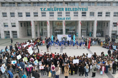 Nilüferli çocuklardan 'gelecek' için anlamlı yürüyüş