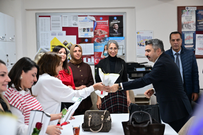 Başkan Yılmaz: "Öğretmenler, bizim kahramanlarımızdır"