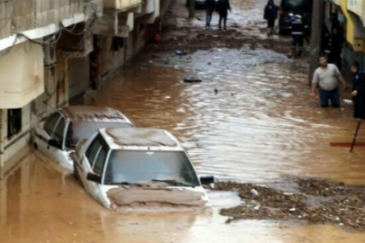 Endonezya’da sel felaketinde can kaybı 174’e yükseldi