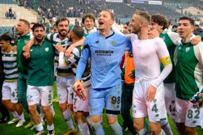 Timsah’ta moraller yerinde