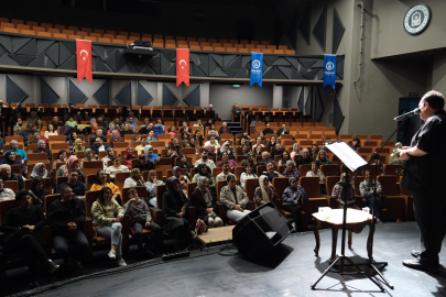 Yıldırım'da nostalji ve kahkaha dolu gece