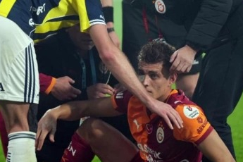 Galatasaraylı Kazımcan'ın gözüne çakmak atan taraftar yakalandı