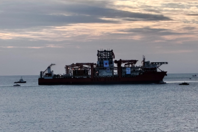 Türkiye'nin 6'ıncı sondaj gemisi Mersin'e ulaştı