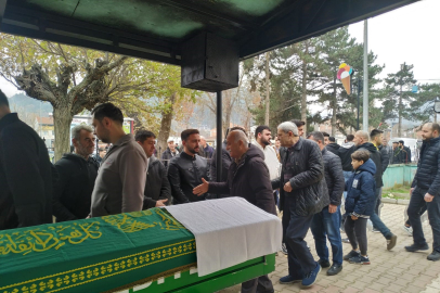 Bursa'da motosiklet kazasında hayatını kaybeden genç son yolculuğuna uğurlandı