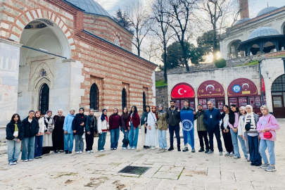 Yıldırımlı gençler Bursa’yı keşfediyor
