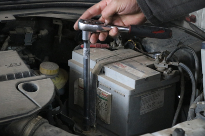 "Akü bittiğinde aracı vurdurmayın"