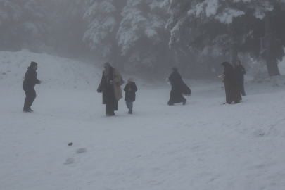 Uludağ'da göz gözü görmüyor