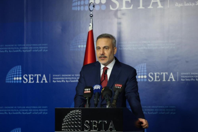 Bakan Fidan'dan YPG'ye net uyarı! ''Silahlı unsurlar Suriye ordusuna bağlanmalı''