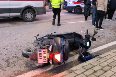 Bursa'da motosiklet kadına çarptı: 2 yaralı