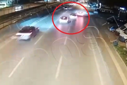 Bursa'da ehliyetsiz sürücü makas atarken kaza yaptı