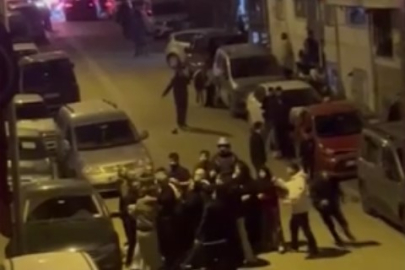 Çocukların kavgasına aileler dahil oldu, ortalık savaş alanına döndü