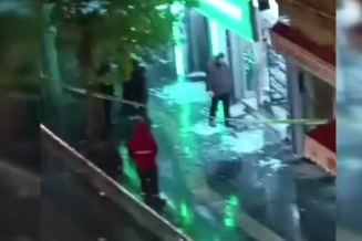 Tekel bayisine patlayıcı atılması olayına karışan 2 kişi yakalandı