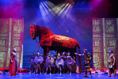 Bakan Ersoy: "Şimdi sıra Troya'da"