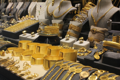 Gram altın 6 bin liraya yaklaştı