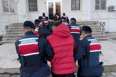 Yurt dışına kaçmak isterken yakalanan 5 kişi tutuklandı