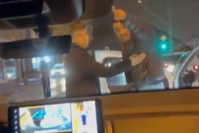 Bursa'da korku dolu anlar: Agresif sürücü küçük çocuğu hiçe saydı