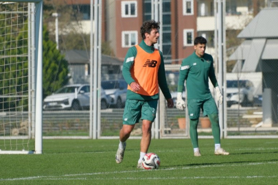 Bursaspor Aliağa FK maçı hazırlıklarına başladı