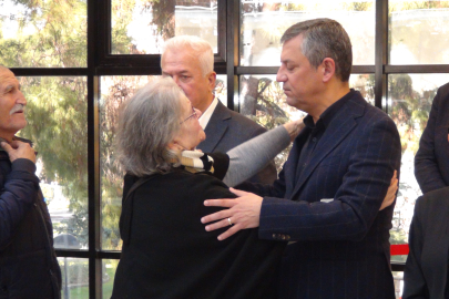 Özgür Özel, Gülşah Durbay'ın 3. gün taziyesine katıldı